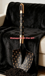 LV Dirt Shovel Blanket IMG_3023